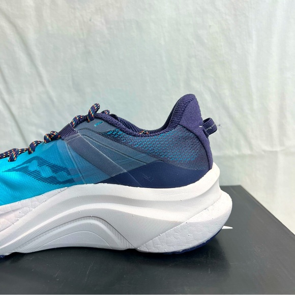 Woman’s saucony sneakers brand new never worn - Picture 4 of 9